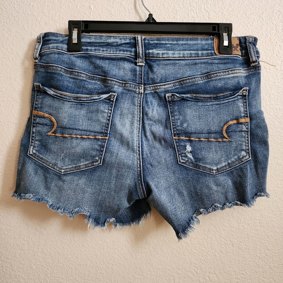 American Eagle AEO Midi Shorts Distressed Destroyed Destructed Sz 12 Stretch - Picture 3 of 6